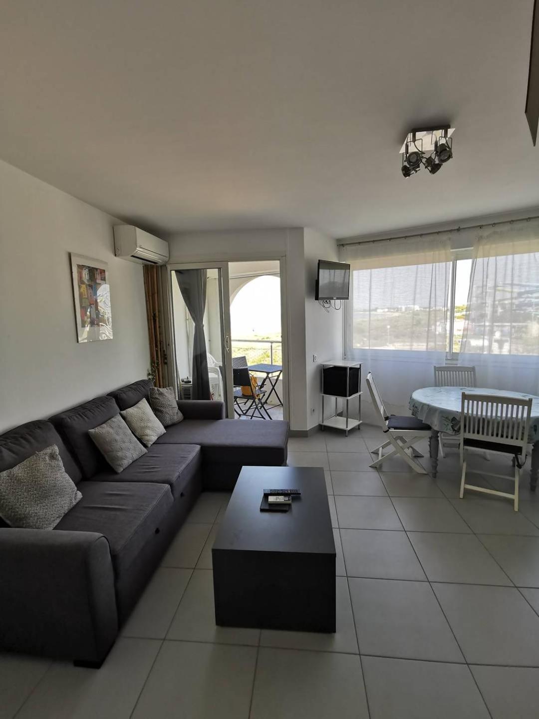 As18656 - Grand Studio Vue Mer, Direct Sur Plage Avec Parking Prive Le Grau-du-Roi Buitenkant foto